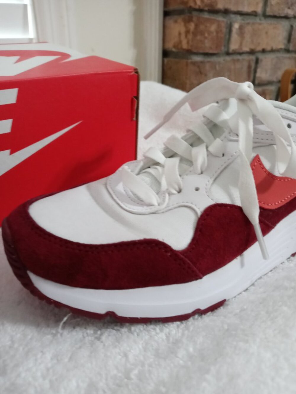Pre-loved Nike Air Max sneaker - Picture 3 of 8